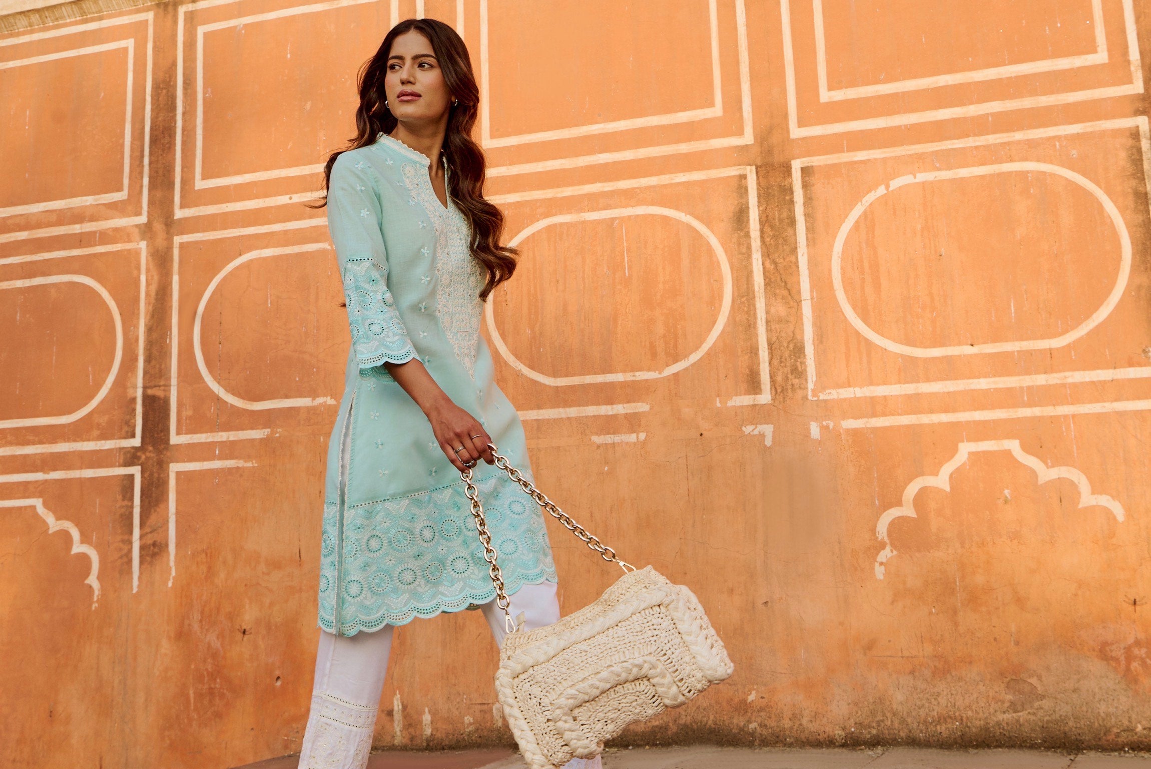 1 Kurta Set, 5 Occasions: The Versatile Wardrobe Essential