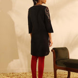 Black Knee-length Embroidered Kurta