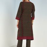 Green Kurta Set with Round neck and Contrast Front Placket