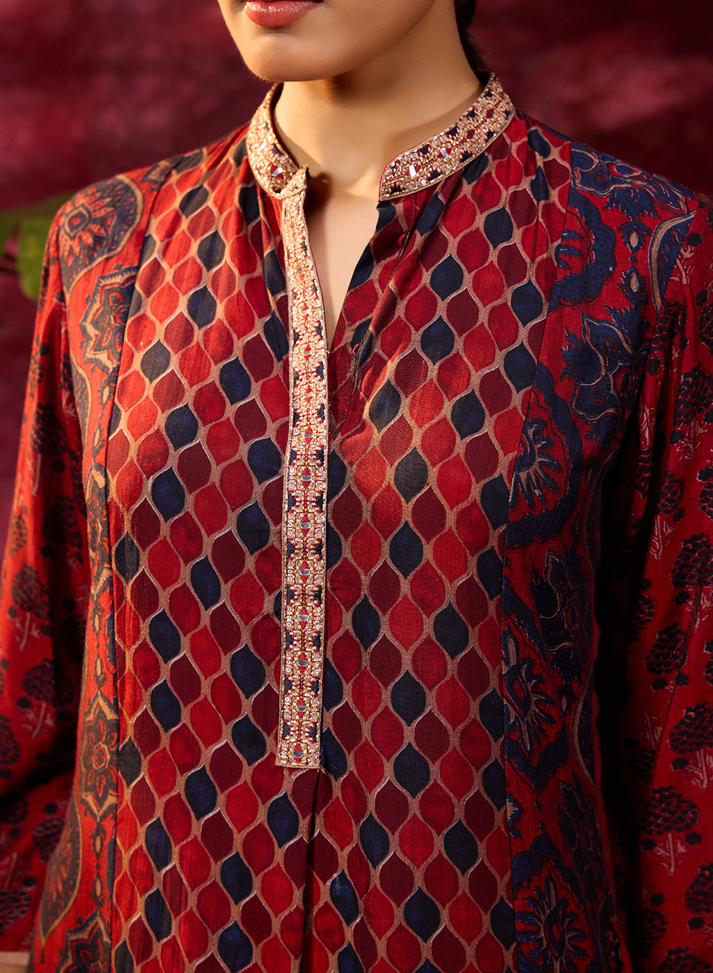 Close-up view of Taara Maroon Printed Viscose Silk Indo-Western Dress 