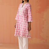 Saira Pink Embroidered Rayon Kurta Set for Women