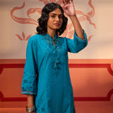 Front view of Zara Teal Cotton Linen Embroidered Kurta