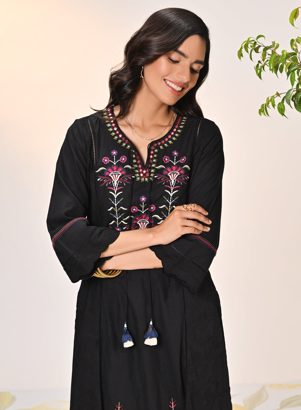 Part front-view of Harleen Ivory with Black Embroidered Cotton Linen Kurta Set