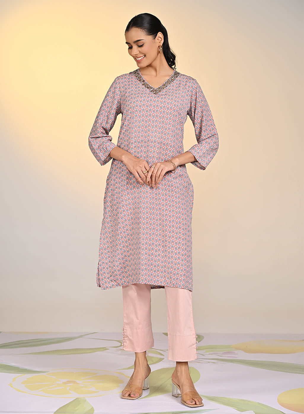 Front view of Nadia Light Grey Printed V-Neck Kurta