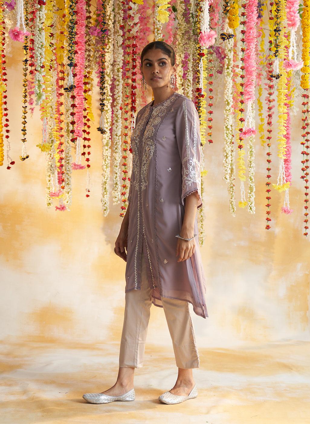 Lavender Kurta With Delicate Embroidery - Lakshita