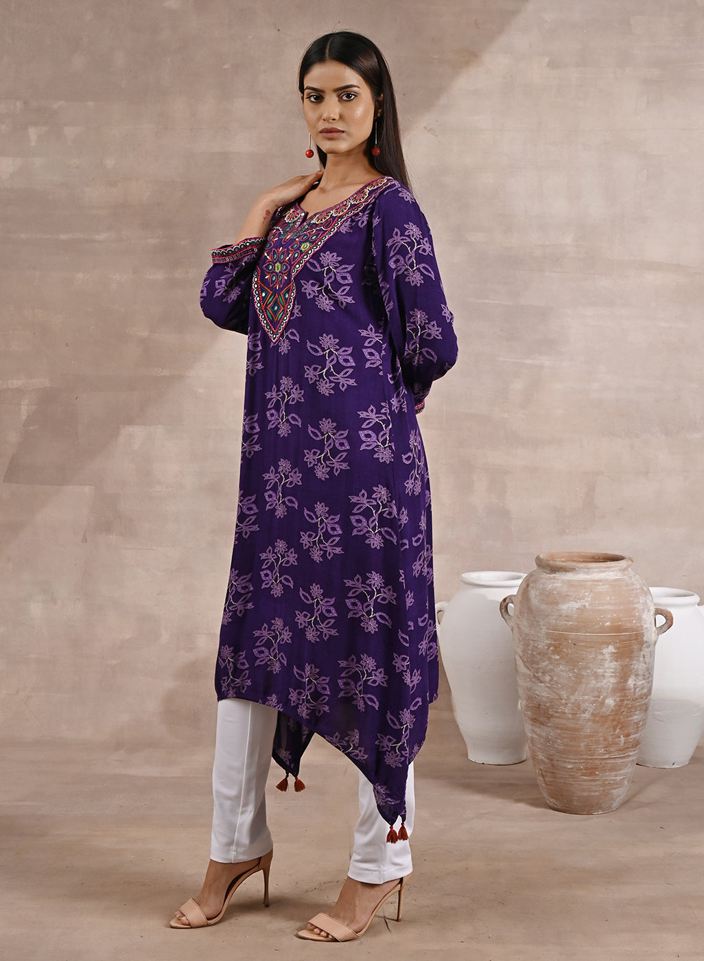 Side View of Purple Floral Print Dhaage Collection Kurta With Embroidery
