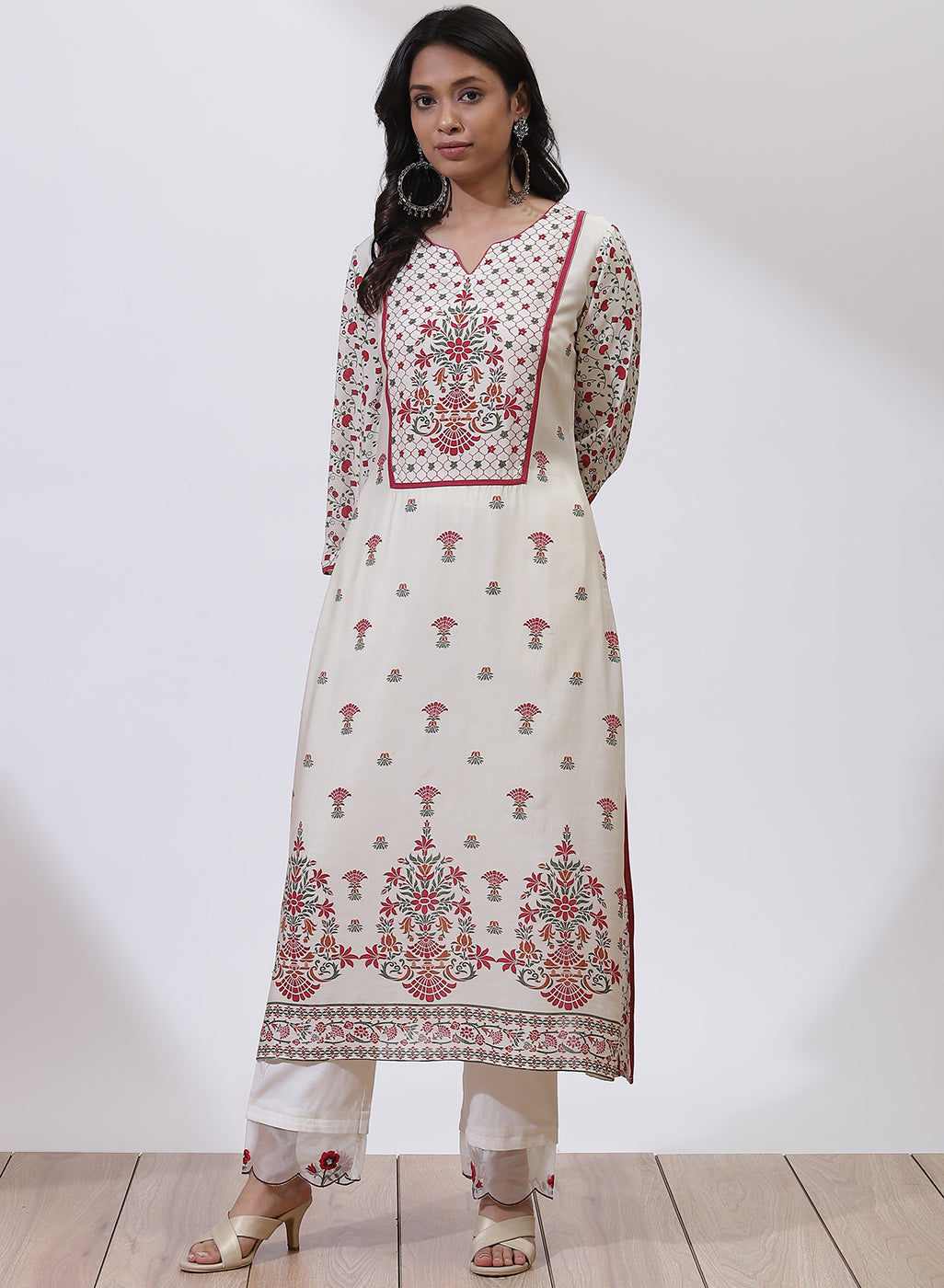 Front View of Fuschia Alora Collection A-line Printed Kurta